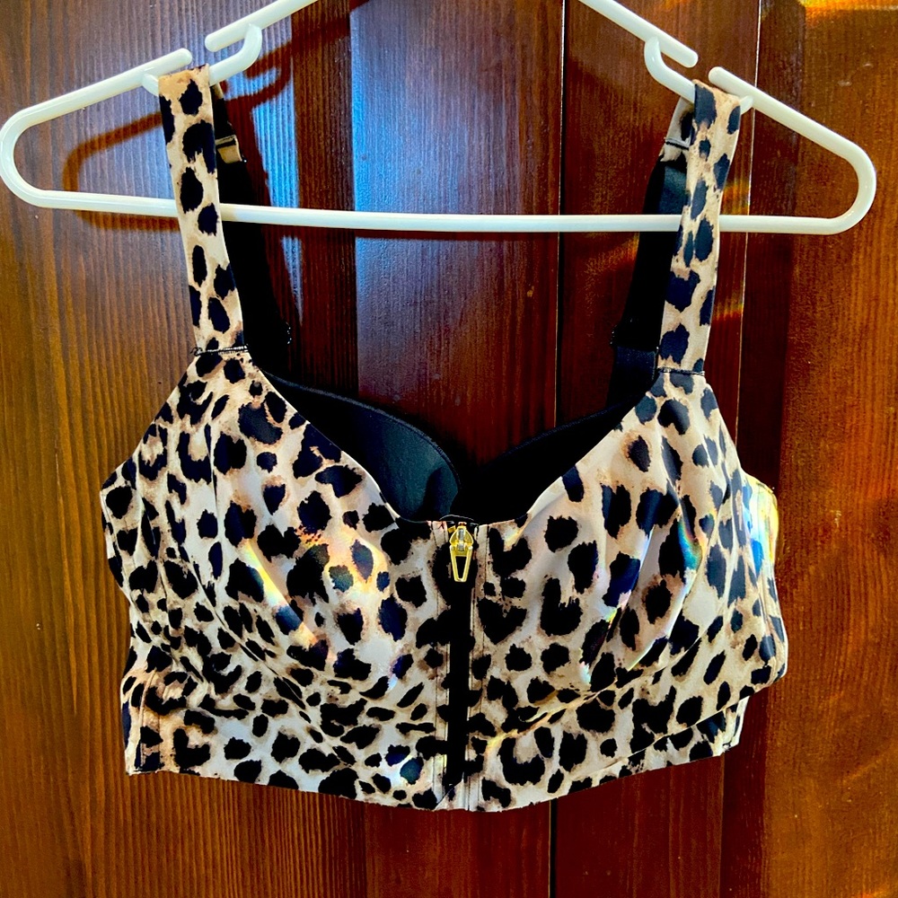 Victoria secret sports bra